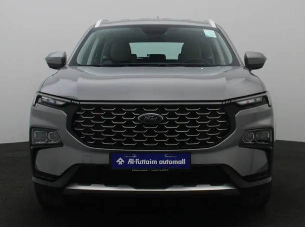 Car image 11