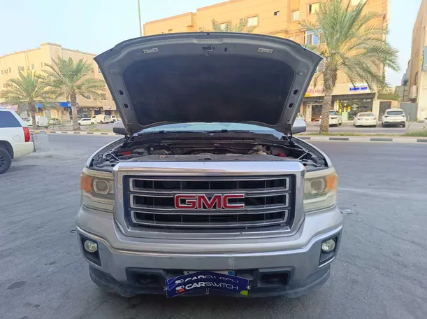 Car image 25