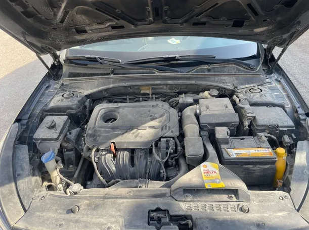 Car image 23