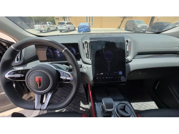 Car image 17