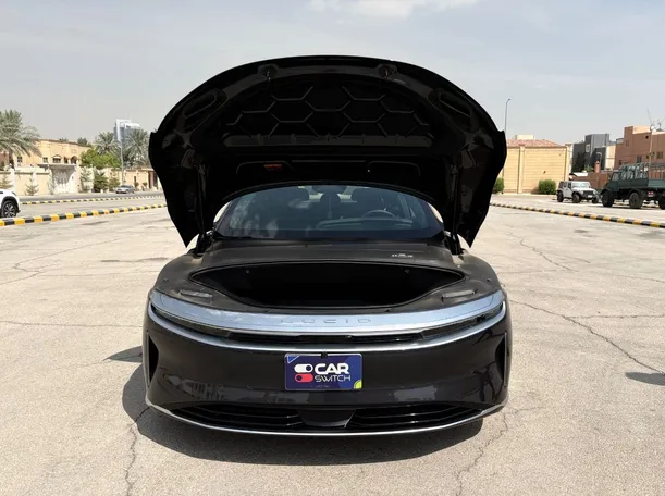 Car image 32