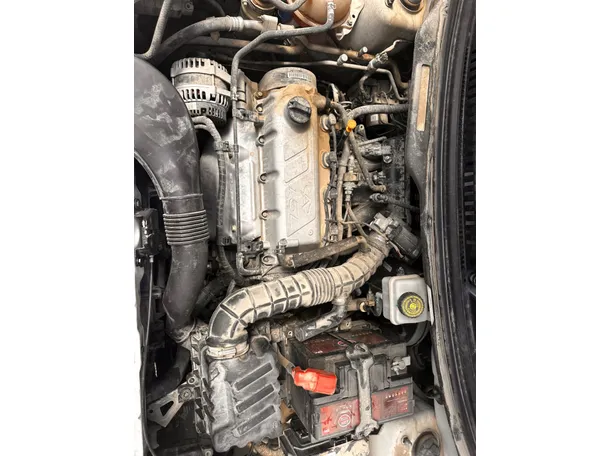 Car image 26
