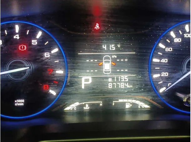 Car image 20