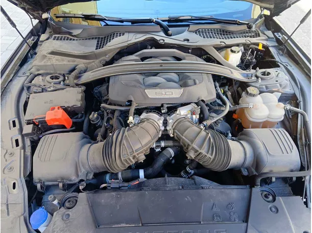 Car image 34
