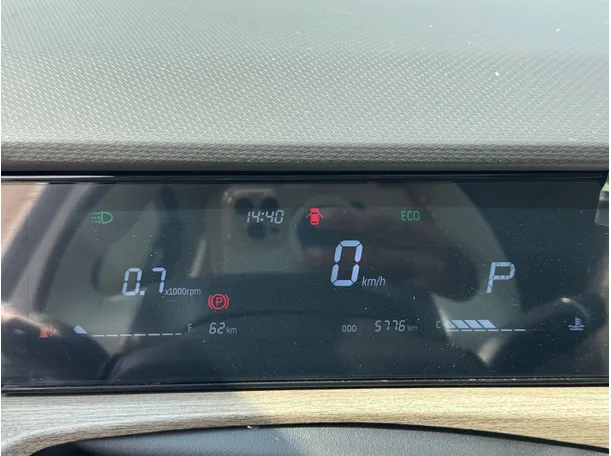 Car image 20