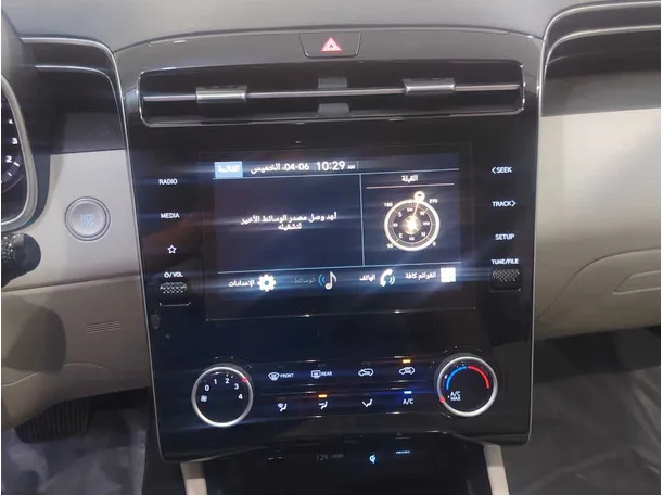 Car image 17
