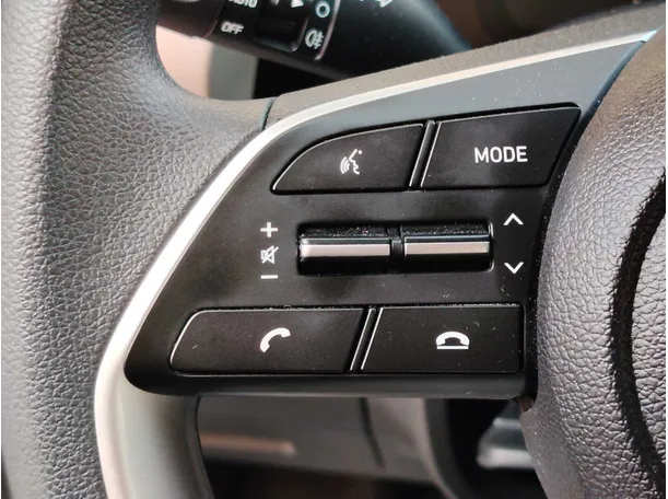 Car image 34