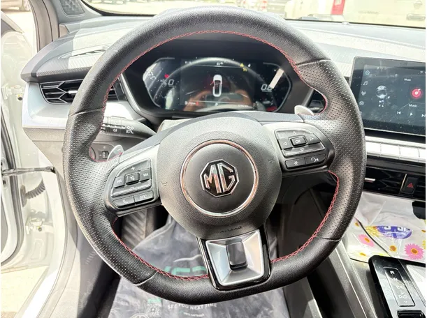 Car image 23