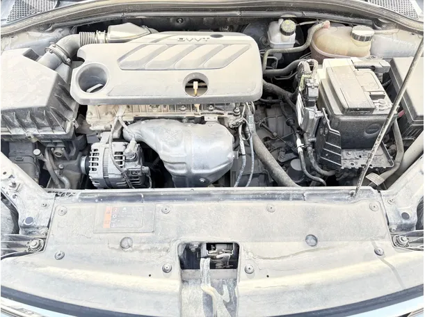 Car image 28