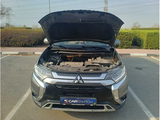Car image 23