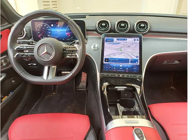 Car image 16