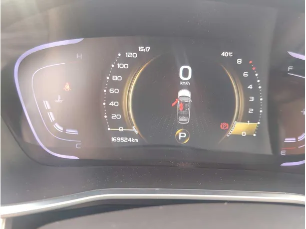 Car image 26