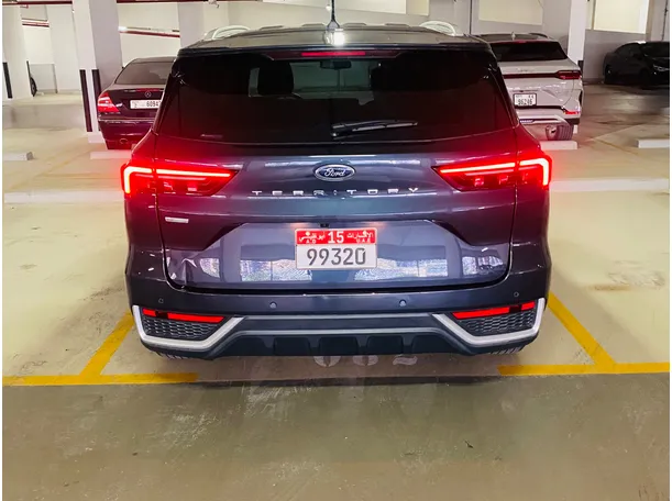Car image 10