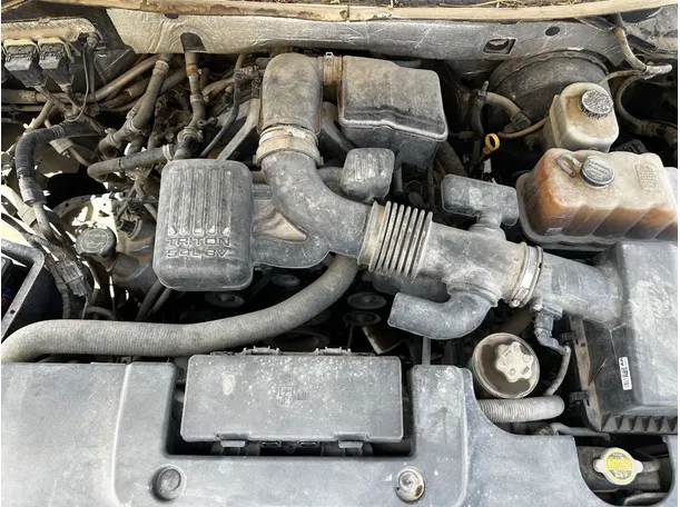 Car image 25