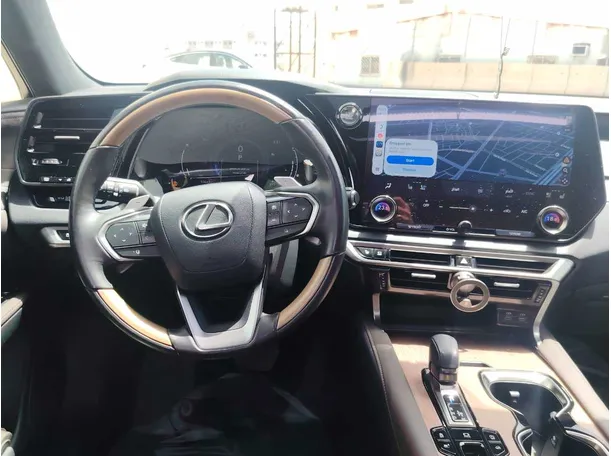 Car image 21