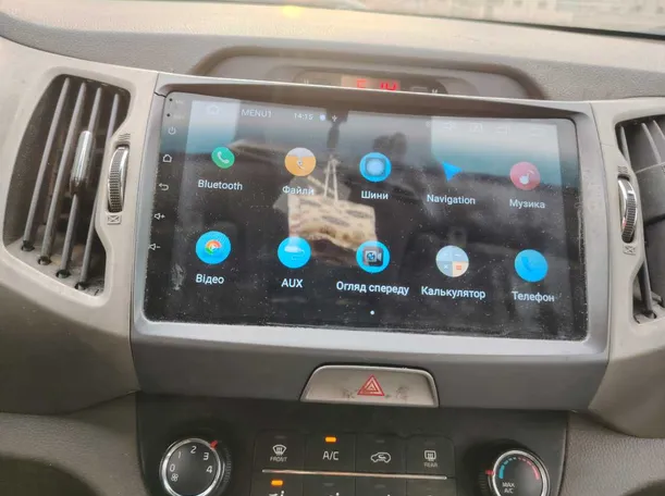 Car image 29