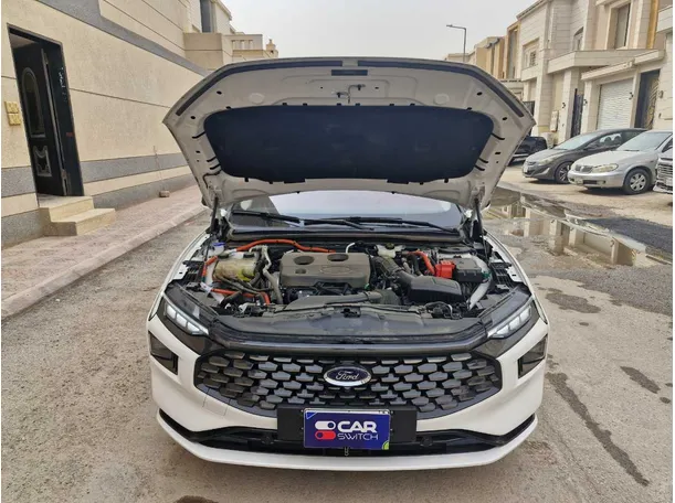 Car image 23