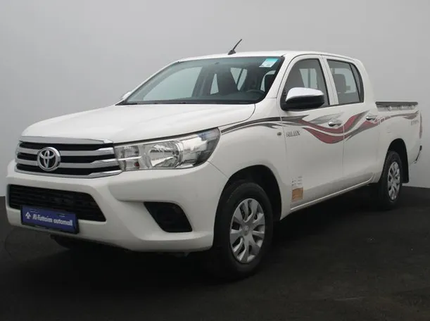 2020 Toyota Hilux in Dubai