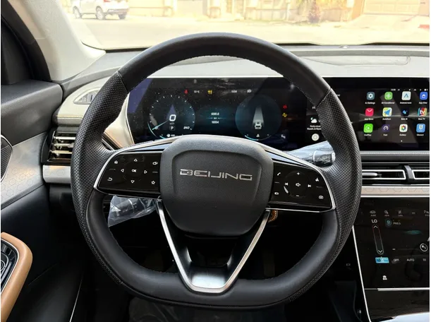 Car image 23