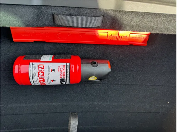Car image 22