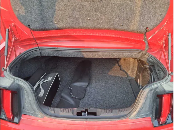 Car image 21