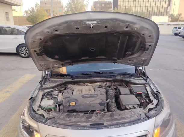 Car image 26