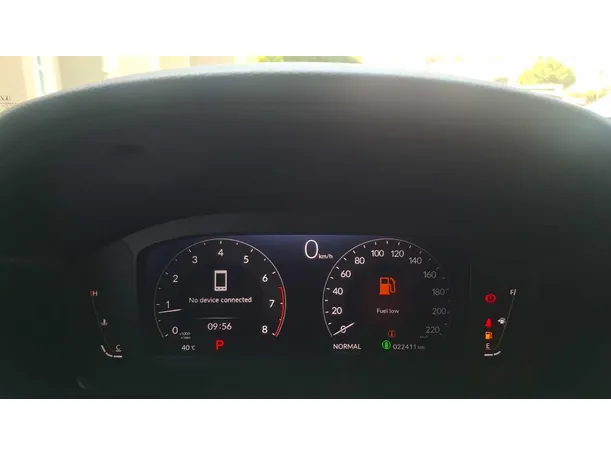 Car image 19