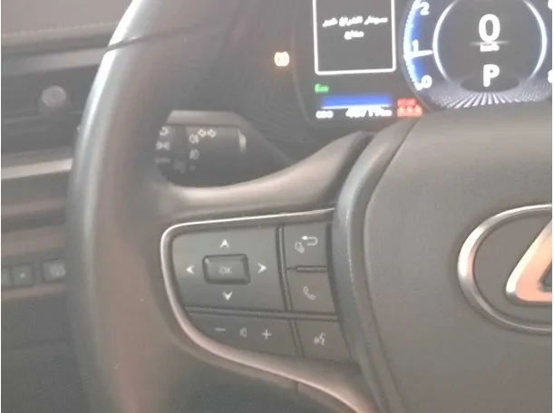 Car image 28