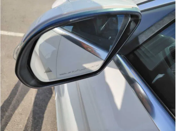 Car image 28
