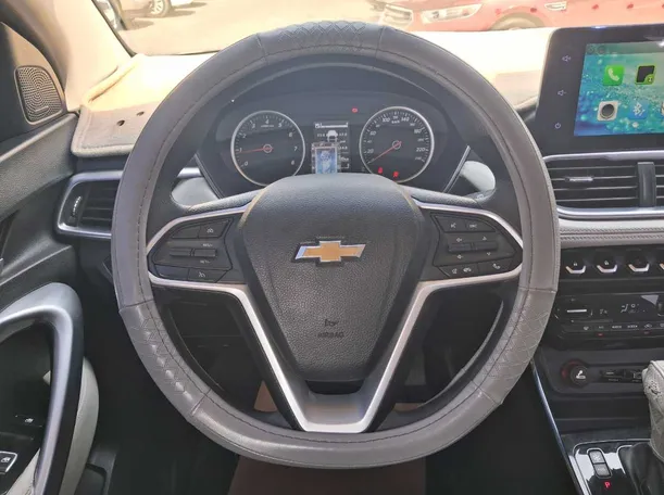 Car image 15