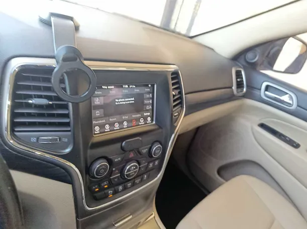 Car image 22