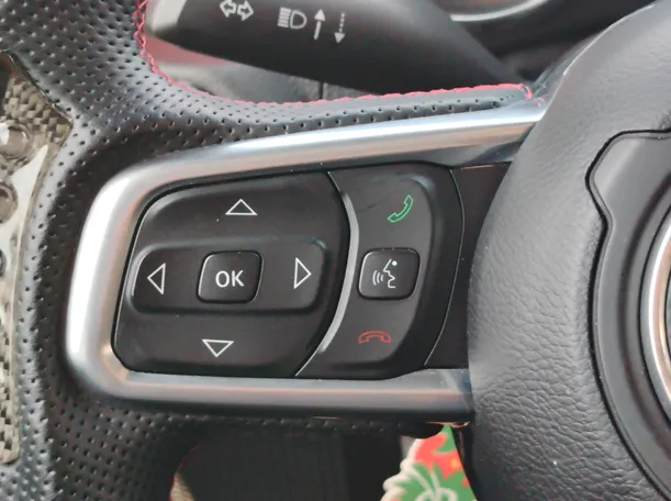 Car image 33