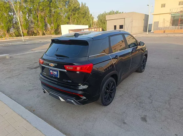 Car image 5