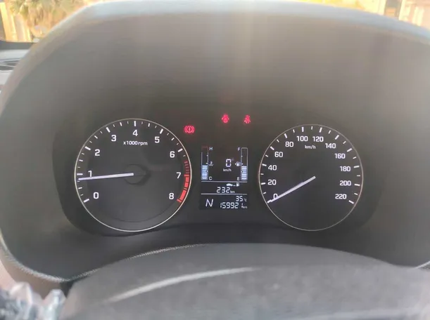 Car image 23