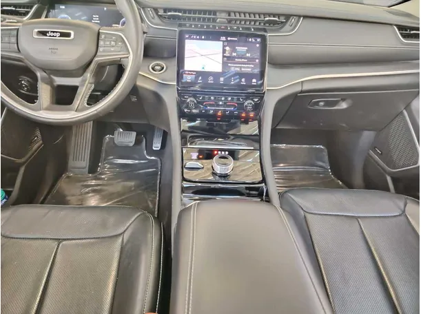 Car image 22