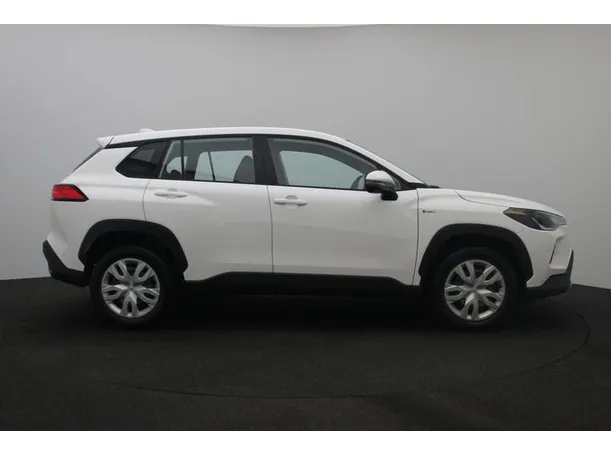 Car image 13