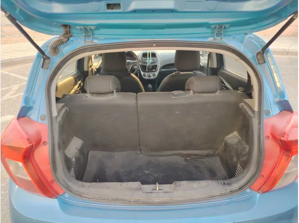 Car image 23