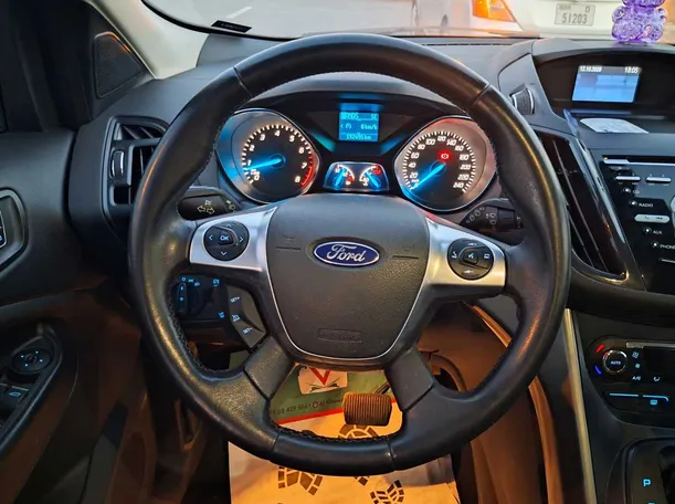 Car image 16
