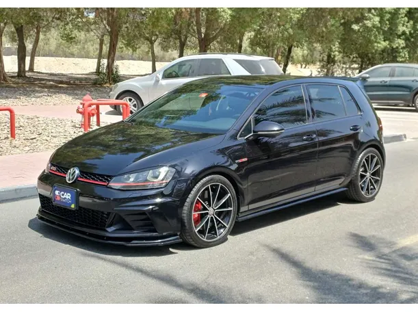 2017 Volkswagen Golf in UAE
