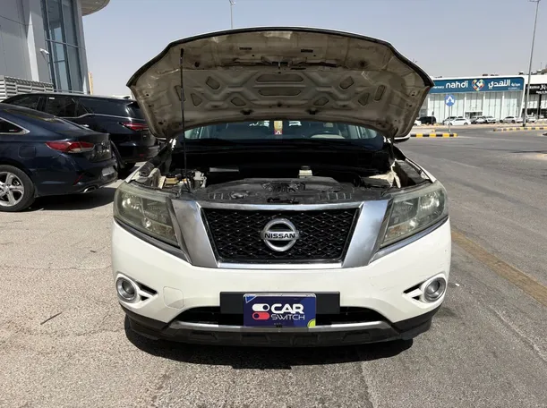 Car image 26