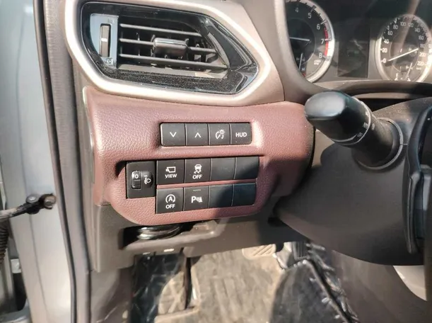 Car image 31