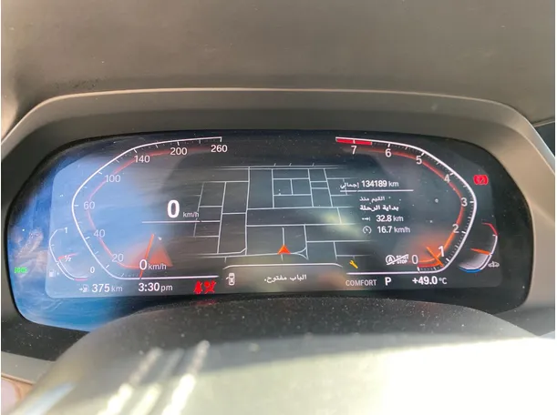 Car image 19