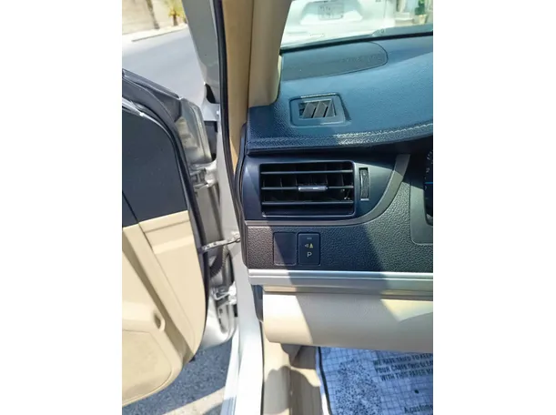 Car image 31