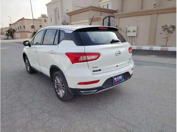 Car image 7