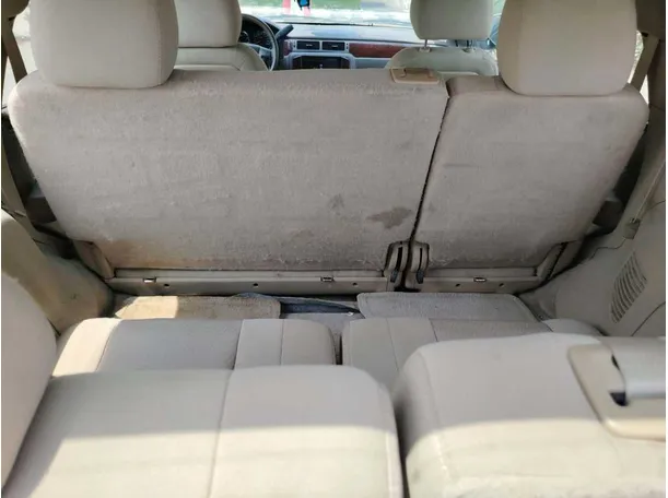 Car image 35