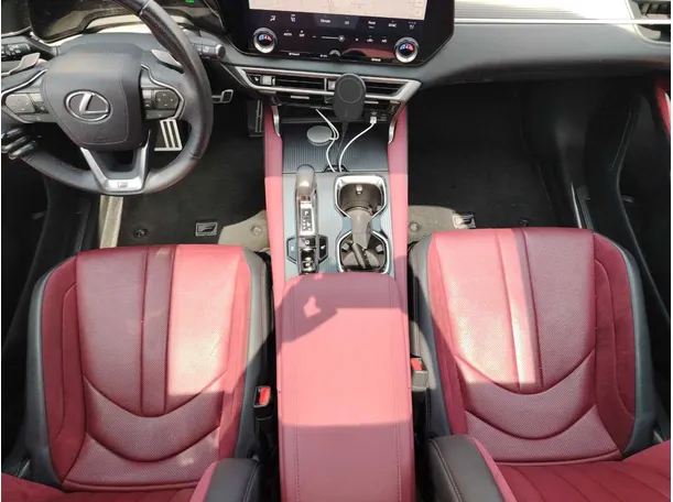 Car image 20