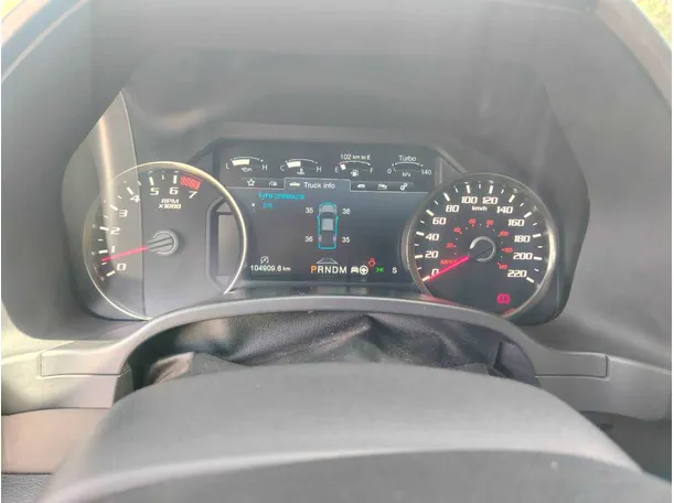 Car image 28