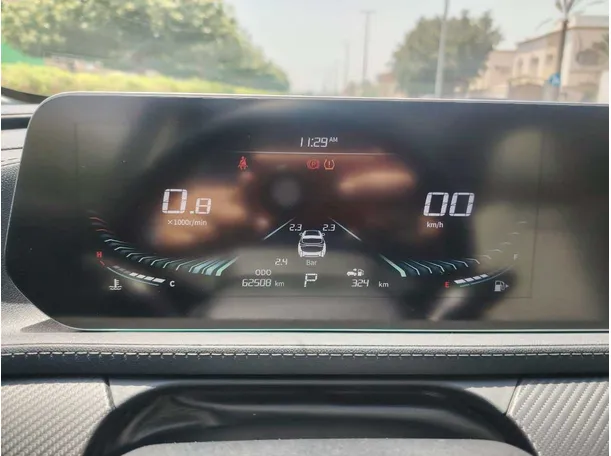 Car image 30