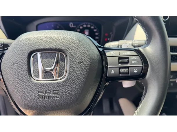 Car image 24