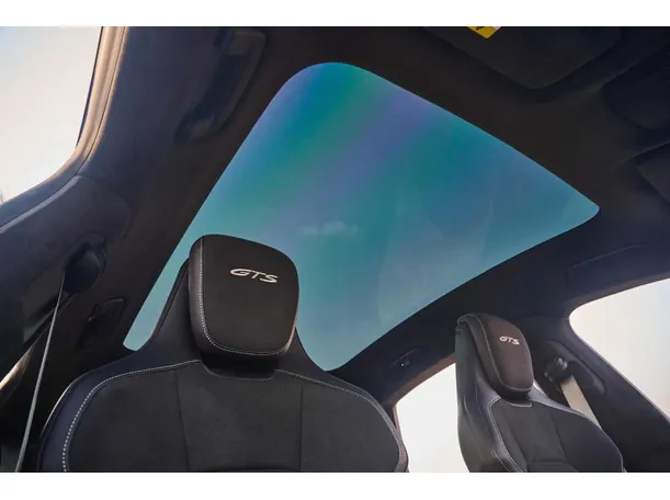 Car image 33